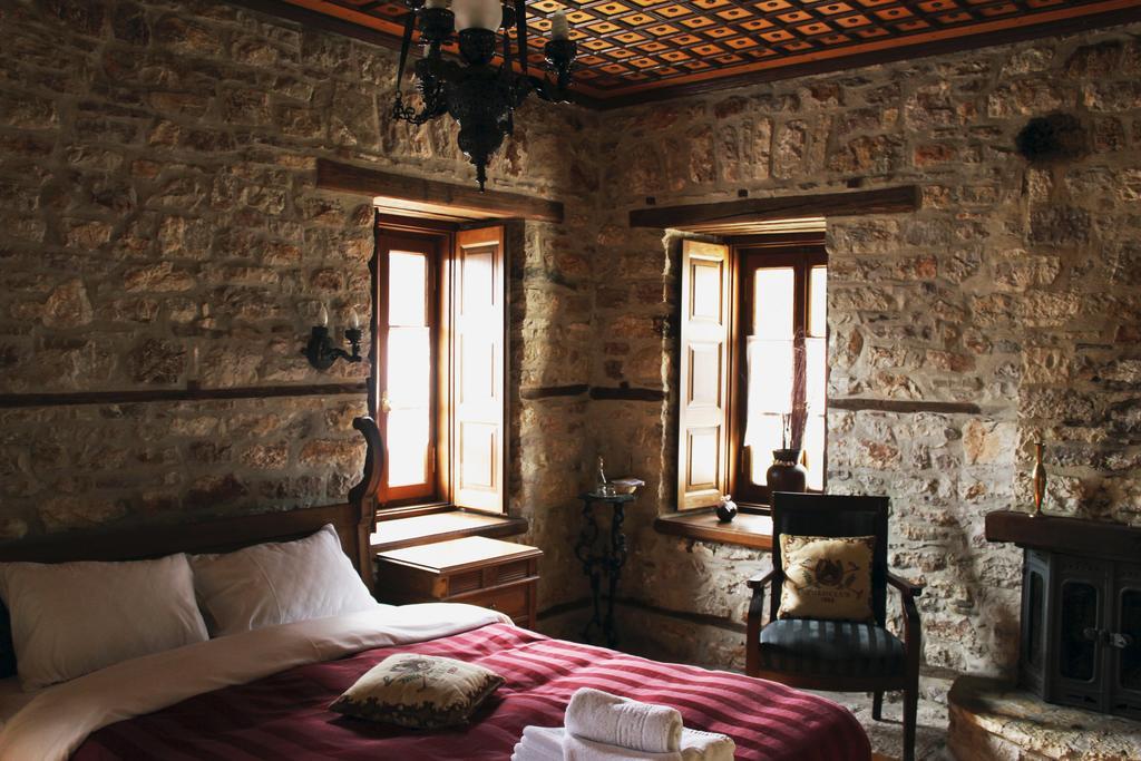 Old Inn Gorianadhes Экстерьер фото