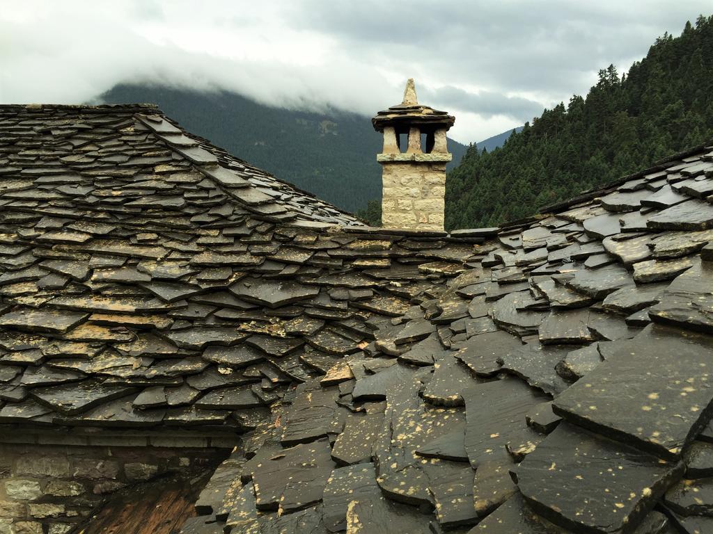 Old Inn Gorianadhes Экстерьер фото
