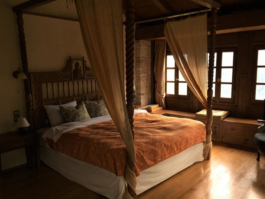 Old Inn Gorianadhes Экстерьер фото