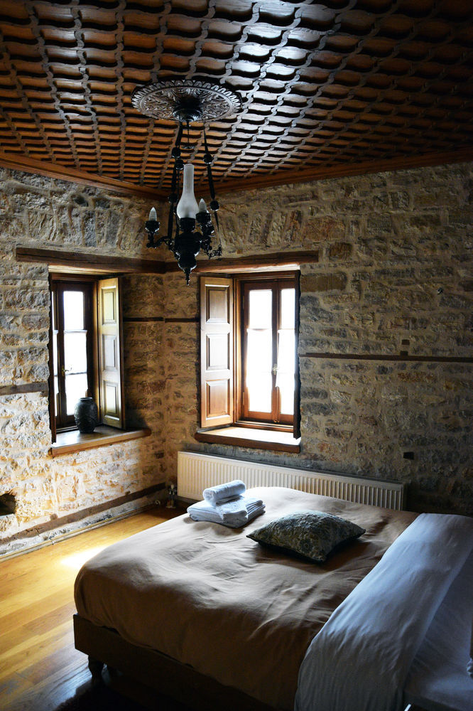 Old Inn Gorianadhes Экстерьер фото